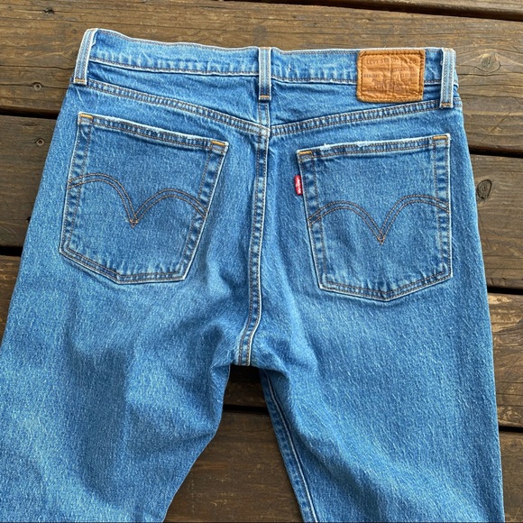 Levi’s premium denim icon wedgie modern skinny tapered distressed - Picture 5 of 5